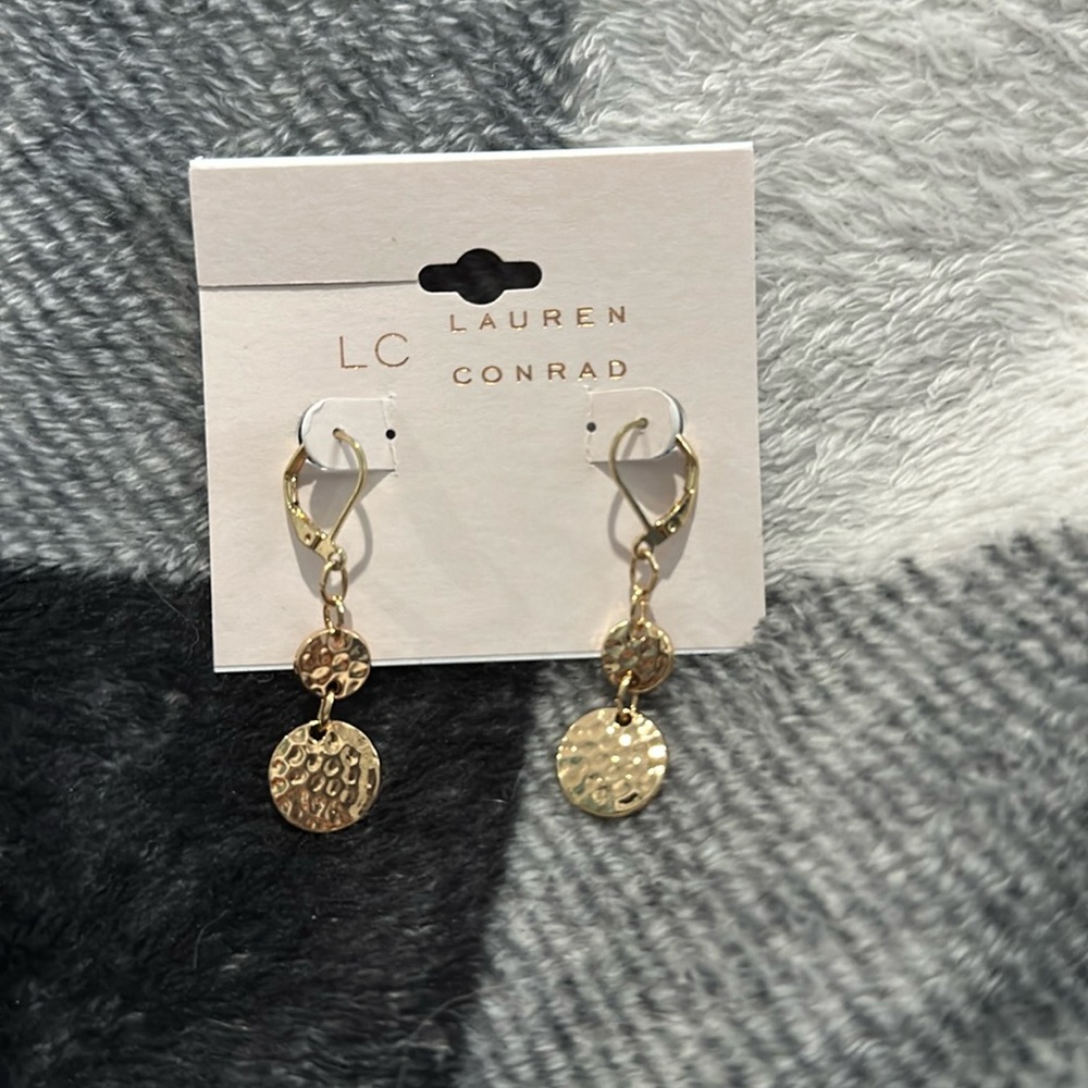 Gold dangle earrings